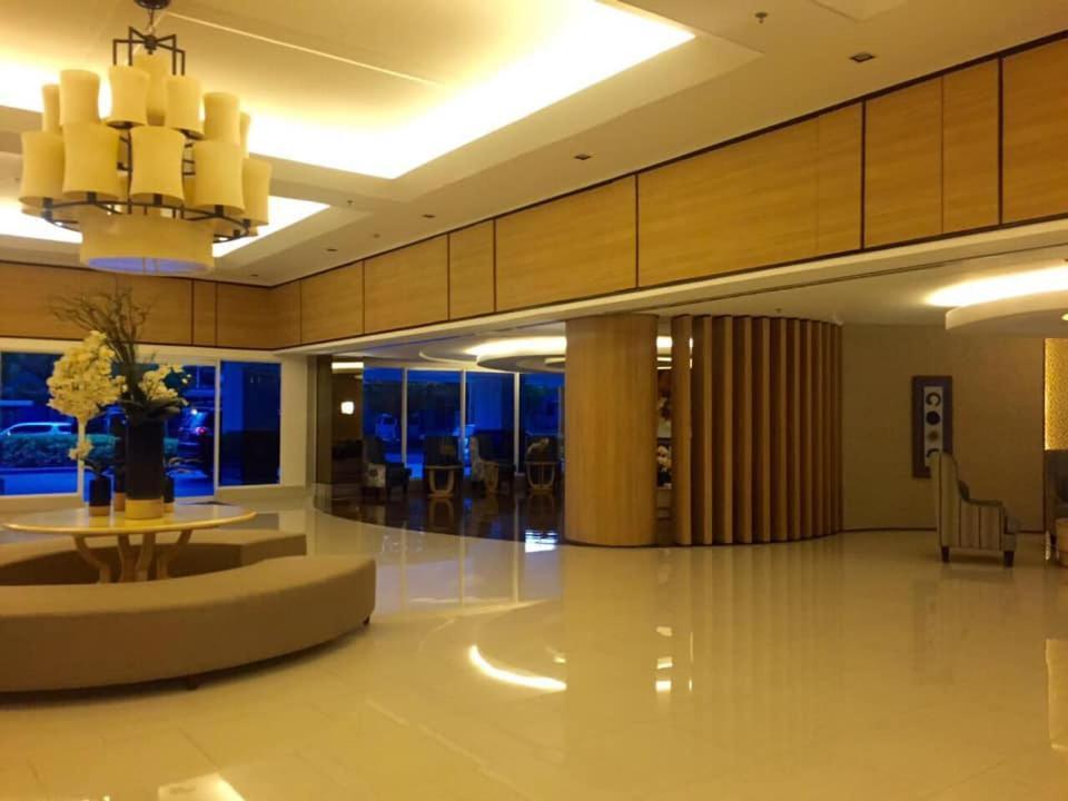 Premiere Haven At Shell Residences Маніла Екстер'єр фото